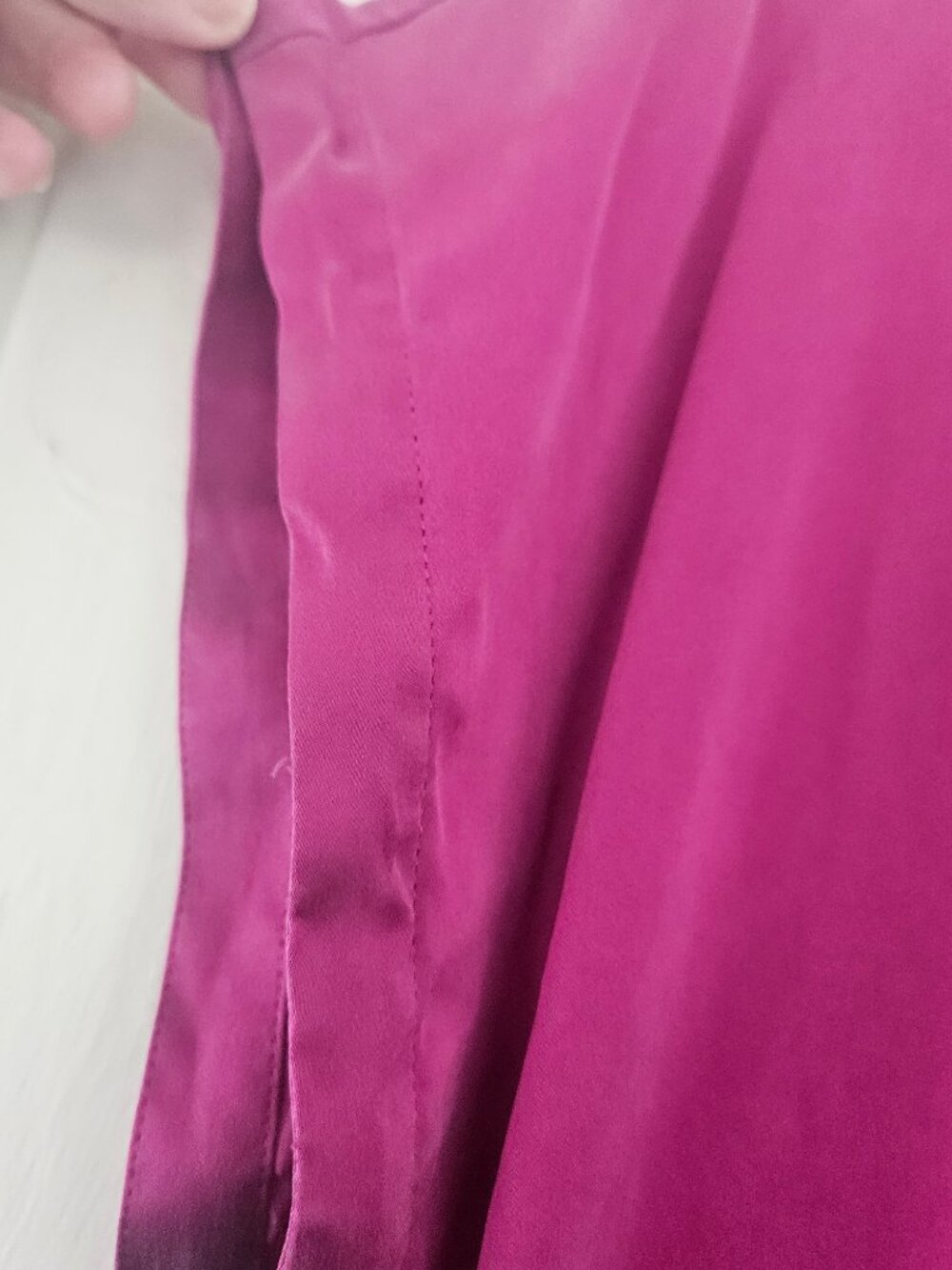 Joie 100% Silk Short Sleeve Keyhole Blouse Plum Purple Size Small - Picture 4 of 10